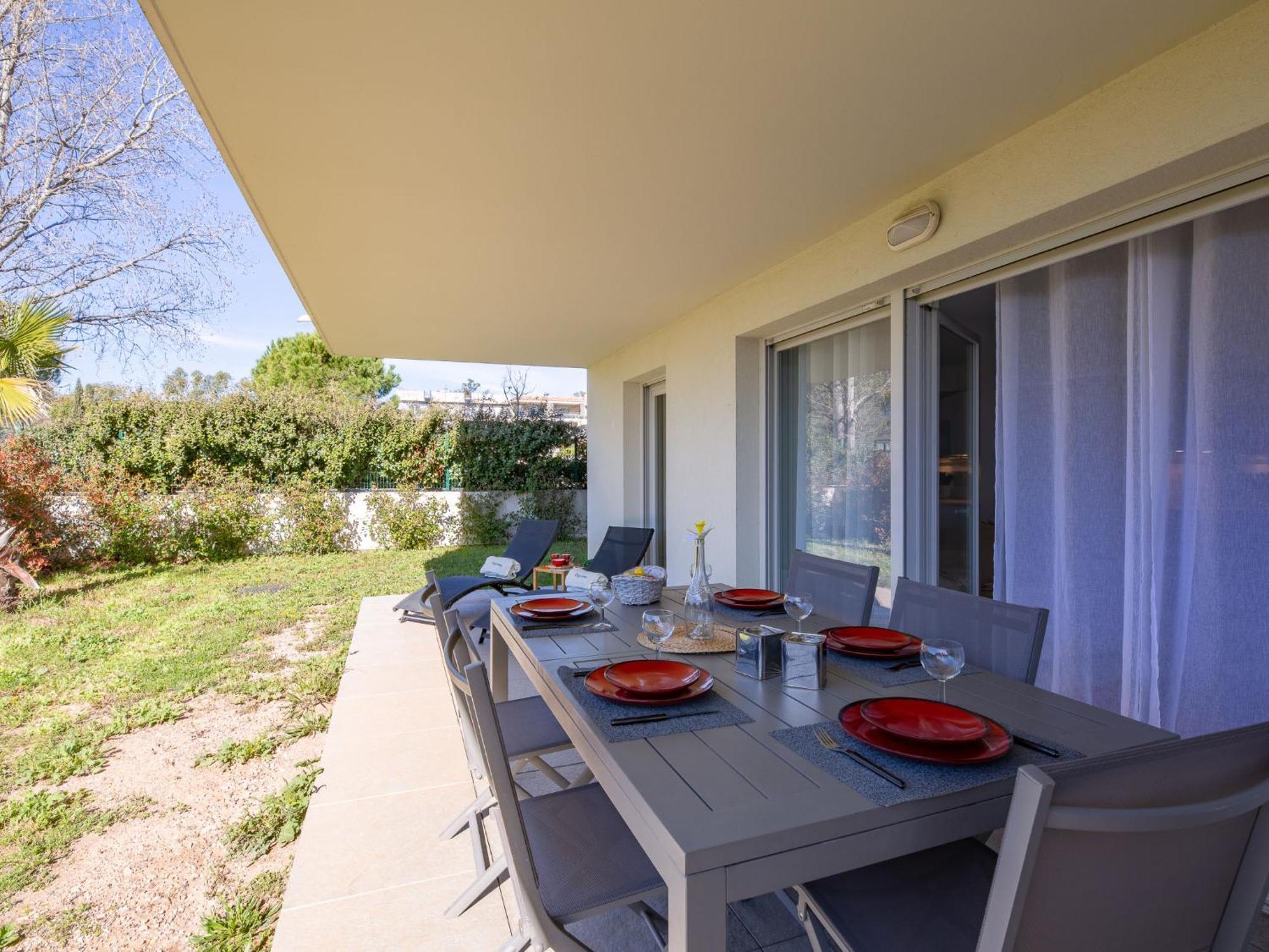 Golfe Horizon-2 Apartment *